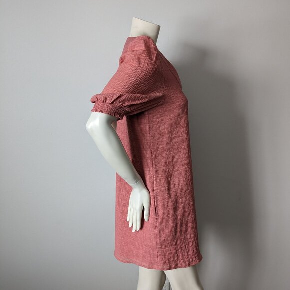 BB Dakota by Steve Madden - "Fields of Gold" Textured Shift Dress - Size M - Picture 5 of 9